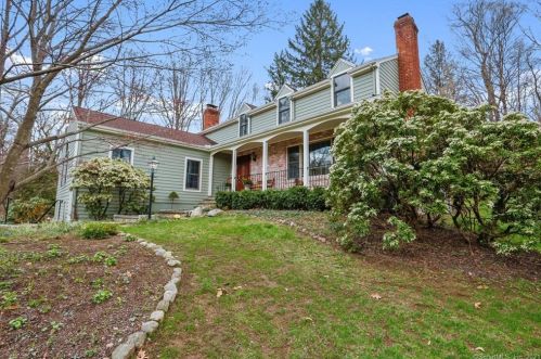 111 Little Brook Rd, New Canaan CT  06840-4917 exterior