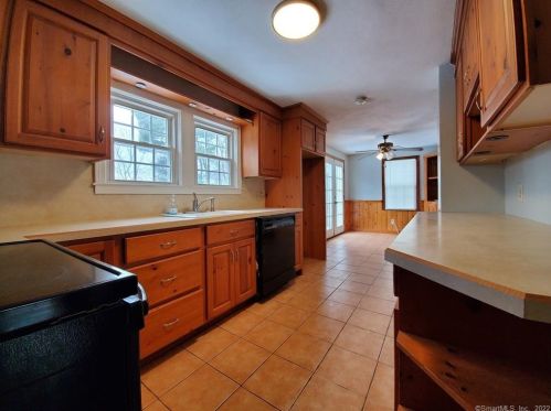 1221 Stafford Ave, Bristol CT  06010-2869 exterior