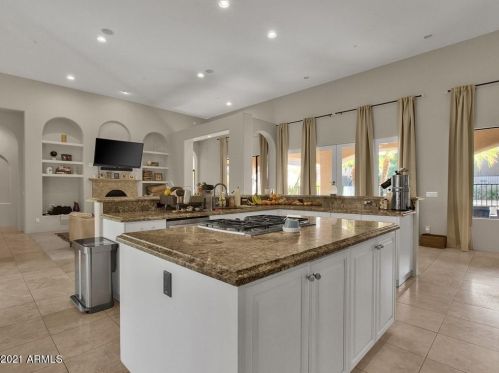 9390 Monument Dr, Scottsdale AZ 85262-4744 exterior