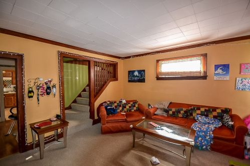249 Waverly Pl, Waukesha, WI 53186-5908