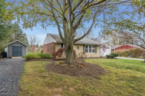 10 Poplar Rd, East Amwell Township, NJ 08551-1223