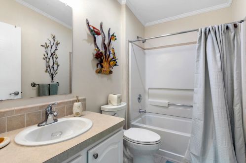 3005 Bimini Bay, Boynton Beach FL  33436-2207 exterior