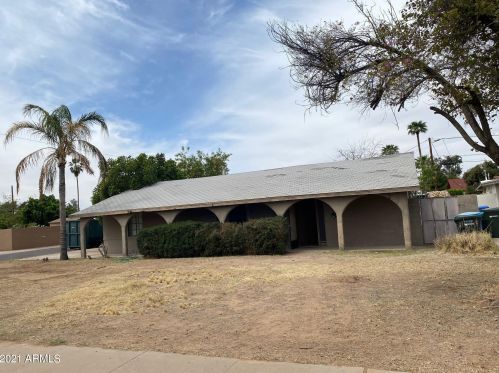 4002 33rd Pl, Phoenix, AZ 85018-5021