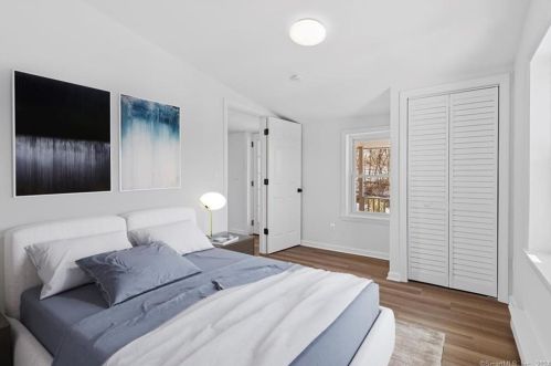 22 Fountain St, Norwich CT  06360-5008 exterior