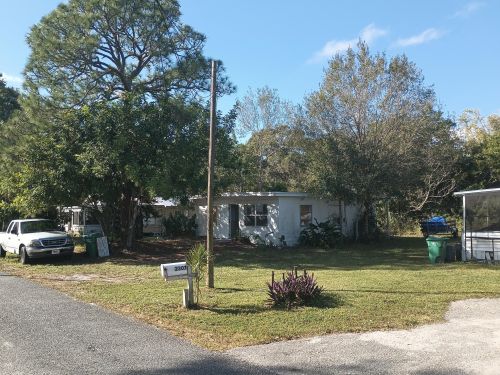 2309 36th St, Fort Pierce, FL 34981-5513