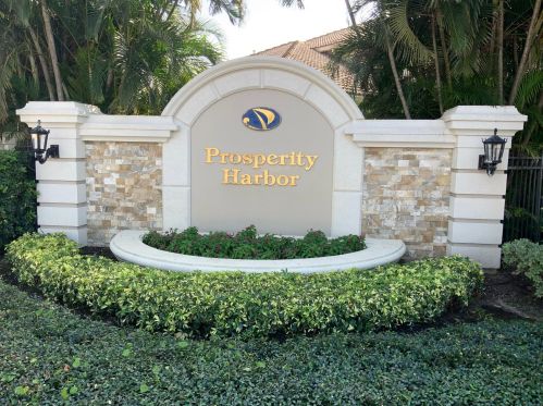 731 Cable Beach Ln, West Palm Beach FL  33410-3412 exterior