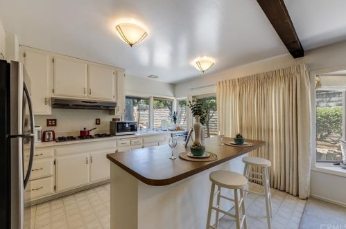 237 Valverde Ave, Brea CA  92821-5959 exterior