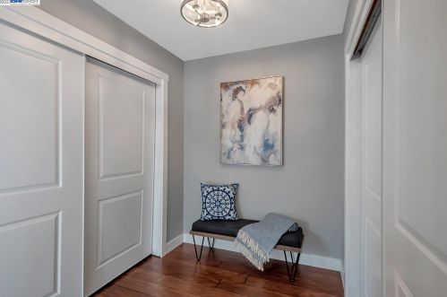 1042 Lomitas Ave, Livermore CA  94550-6436 exterior