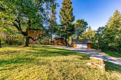 2335 Sliger Mine Rd, Greenwood CA  95635-9605 exterior