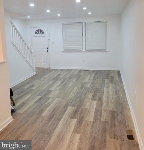 3159 Colorado Rd, Camden, NJ 08104-2714