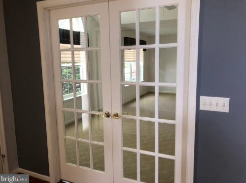 33 Chancery Ct, Souderton PA  18964-2903 exterior