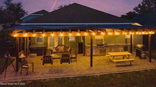 3949 Rolling Hill Dr, Titusville FL  32796-1107 exterior