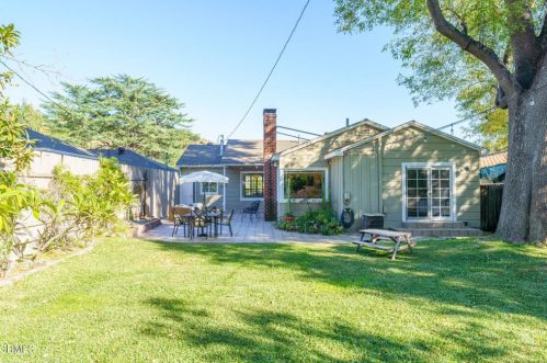 4837 Crown Ave, La Canada CA  91011-3619 exterior