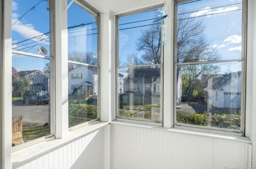 130 Balsam Ave, Bridgeport, CT 06606-3159