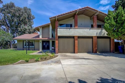 981 Kirkwood Ln, La Habra, CA 90631-6922