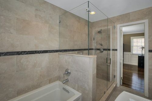 179 Benic Pl, Hawthorne NY  10532-1033 exterior