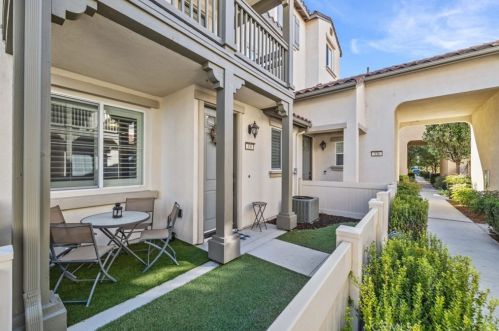 330 Cork Tree Dr, Orange, CA 92865-5017