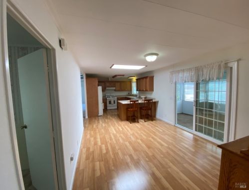 120 Westgate Cir, Santa Rosa CA  95401-9021 exterior