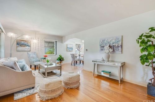 6139 Fidler Ave, Lakewood CA  90712-1256 exterior