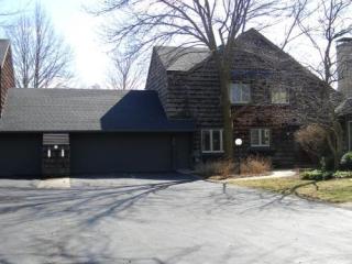 2110 3rd St, Kenosha, WI 53140-1030
