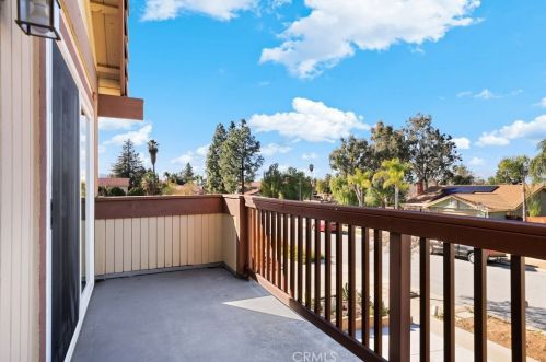 1434 Diamond Ct, Redlands CA  92374-5415 exterior