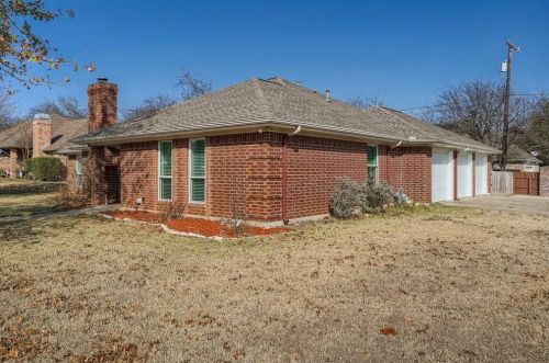 1509 Hyde Park Blvd, Cleburne, TX 76033-7511