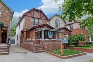 2910 Quentin Rd, Brooklyn, NY 11229-2529
