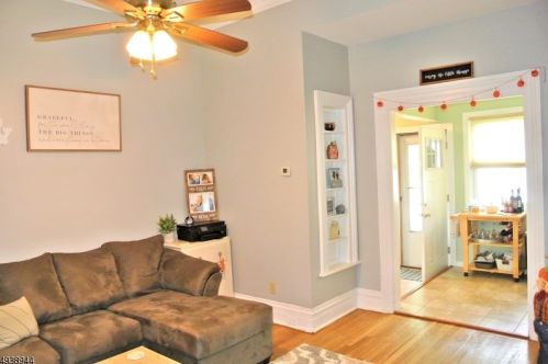445 Orchard St, Cranford NJ  07016-1741 exterior