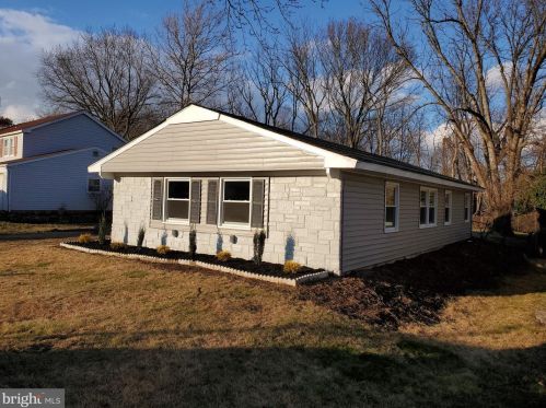 97 Holbrook Ln, Willingboro NJ  08046-1847 exterior