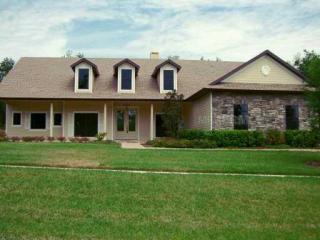 24024 Plymouth Hollow Cir, Mount Plymouth, FL 32776-9501