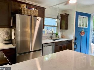 89 Rocky Mountain Ln, New Market VA  22844-3211 exterior