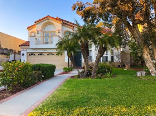 2855 19th St, Long Beach, CA 90755-1110