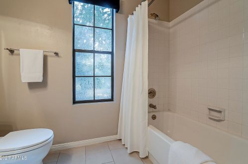 10175 Wood Dr, Scottsdale AZ  85260-9079 exterior