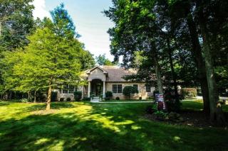 115 Taylor Way Dr, Hebron, OH 43025-9660