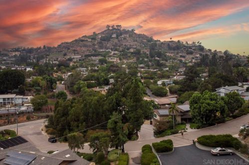 9817 Edgar Pl, La Mesa, CA 91941-6833