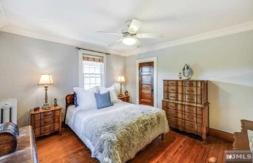 181 Cedar St, Ridgefield Park NJ  07660-1803 exterior