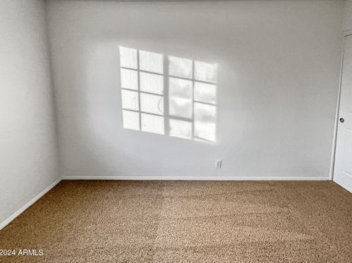 3930 Misty Willow Ln, Glendale AZ  85310-4030 exterior