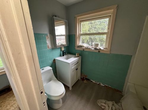 1430 Old Butler Rd, New Castle PA  16101-3029 exterior