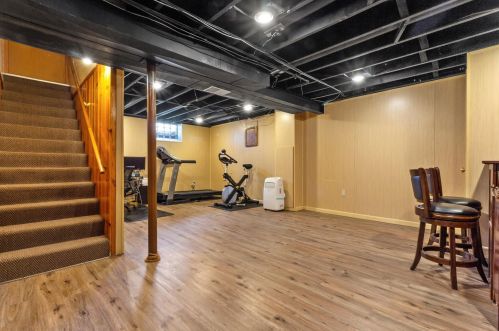 5050 20th St, Milwaukee WI 53233-2506 exterior