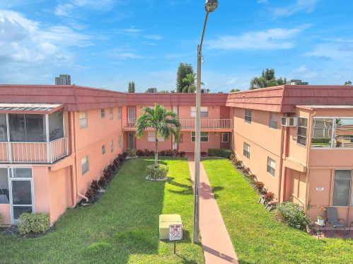 533 Saxony L, Delray Beach, FL 33446-1039