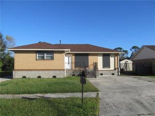 2045 Armstrong Dr, Marrero, LA 70072-4701