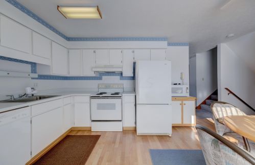 1035 Amboise Dr, Marion OH 43302-6614 exterior