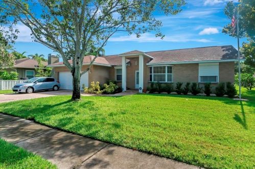 11641 59th St, Pinellas Park FL  33782-2126 exterior