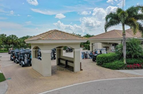 23590 Copperleaf Blvd, Bonita Springs FL 34135-8162 exterior