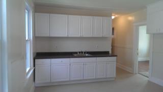 86 Giles St, Waterbury CT  06704-4126 exterior