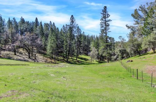 18880 Blackhawk Ct, Grass Valley CA  95949-8324 exterior