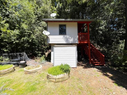 4116 Blackhawk Dr, Willits CA  95490-8777 exterior