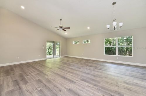828 Mason Ave, Apopka, FL 32703-4454
