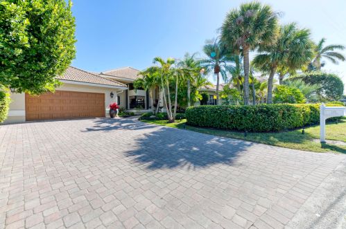 3161 Jasmine Dr, Delray Beach, FL 33483-4729