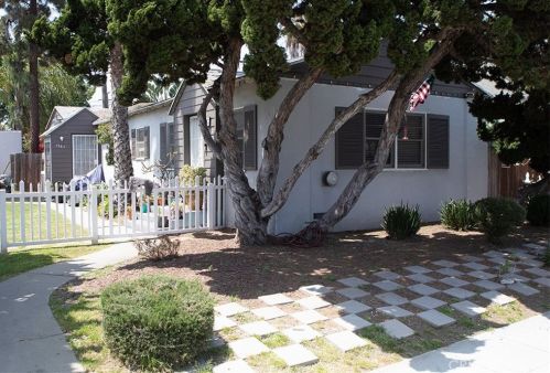 1361 Ximeno Ave, Long Beach, CA 90804-3046